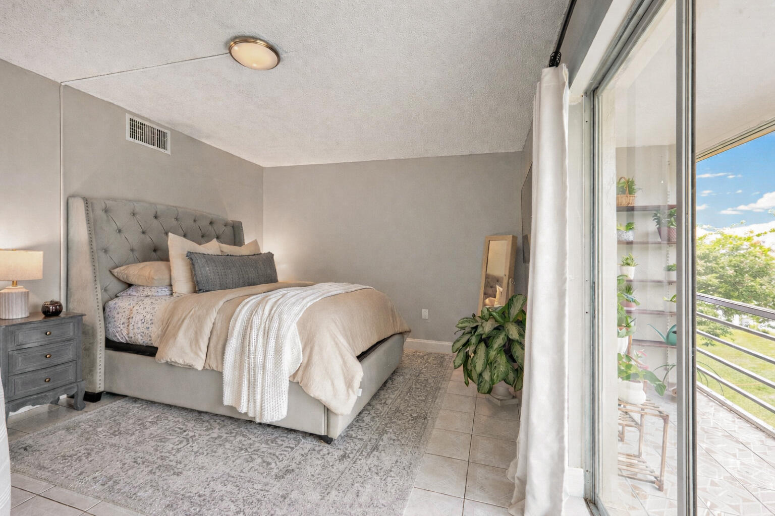 RO-MONT SOUTH CONDO MNPQ - Residential
