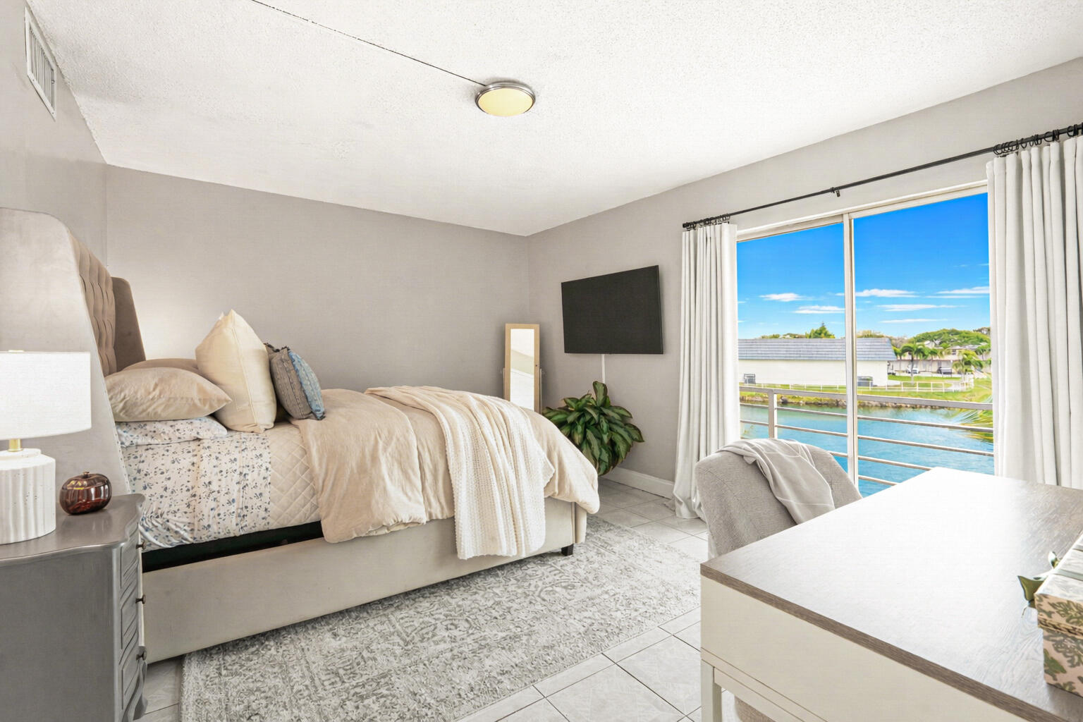 RO-MONT SOUTH CONDO MNPQ - Residential