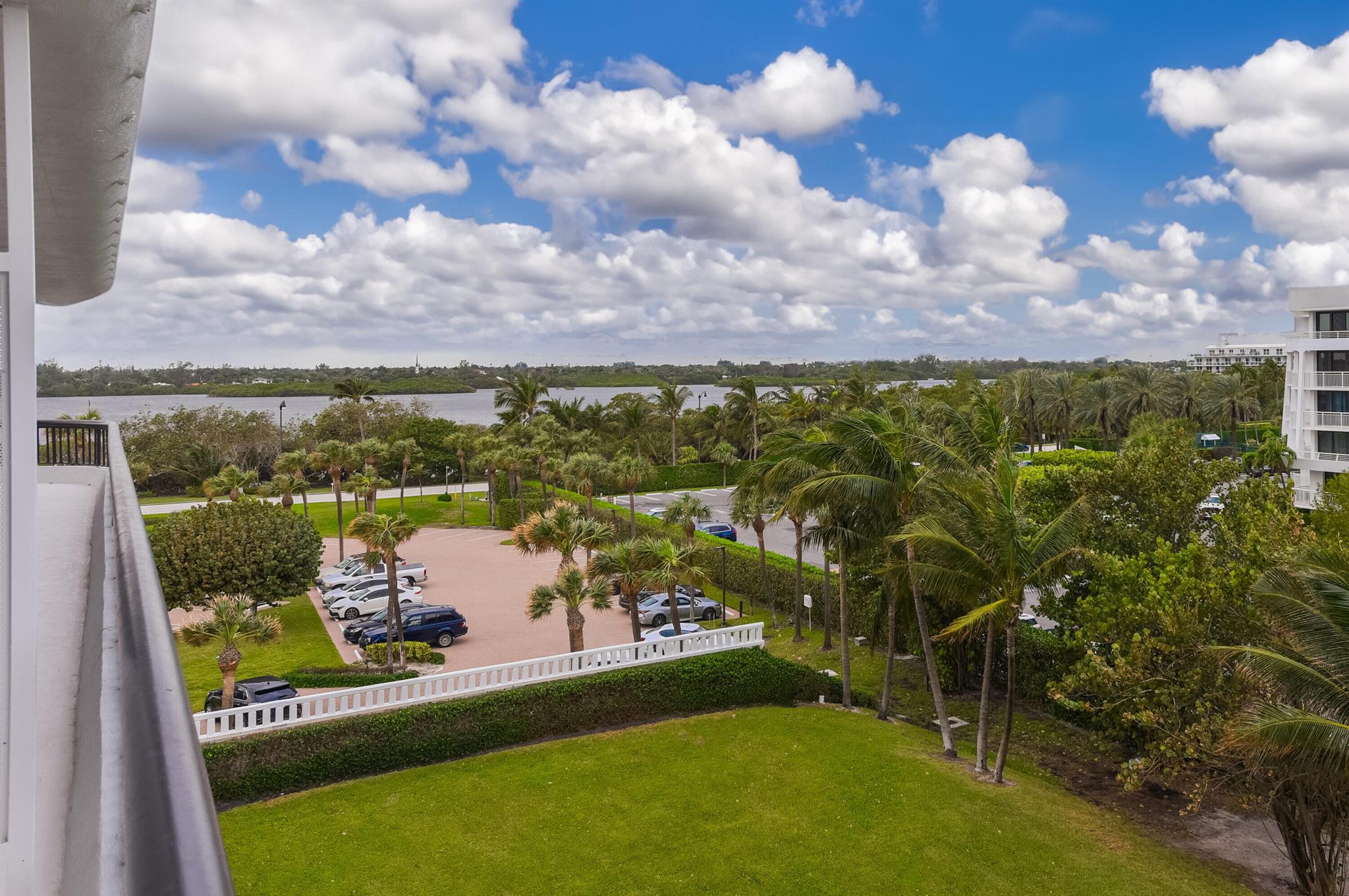 BEACH POINT CONDO - Residential