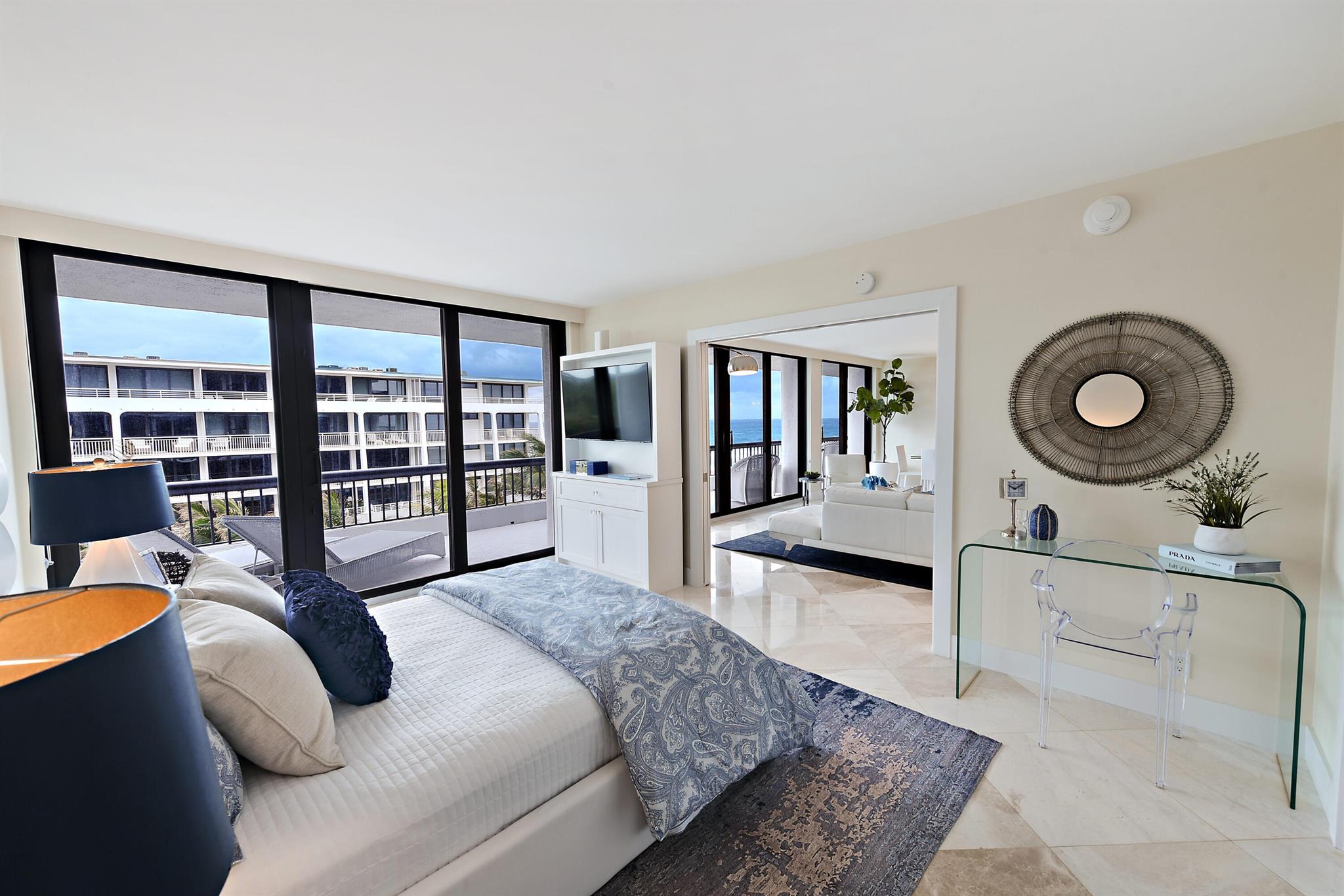 BEACH POINT CONDO - Residential