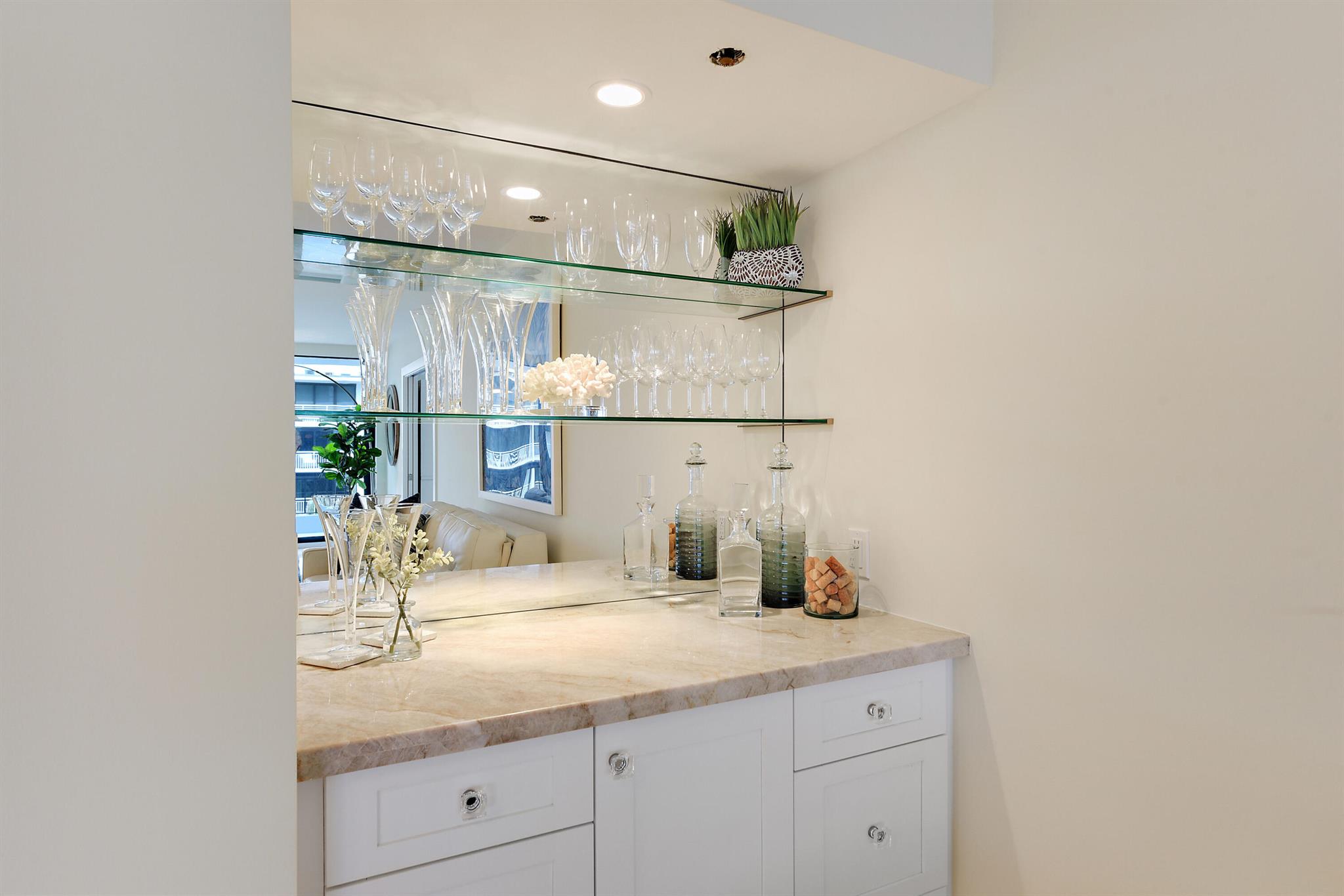 BEACH POINT CONDO - Residential