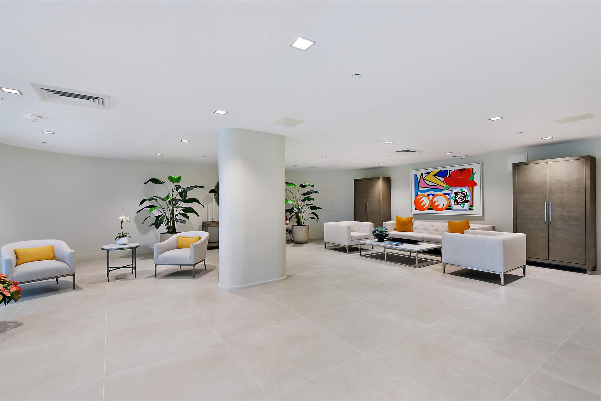 BEACH POINT CONDO - Residential