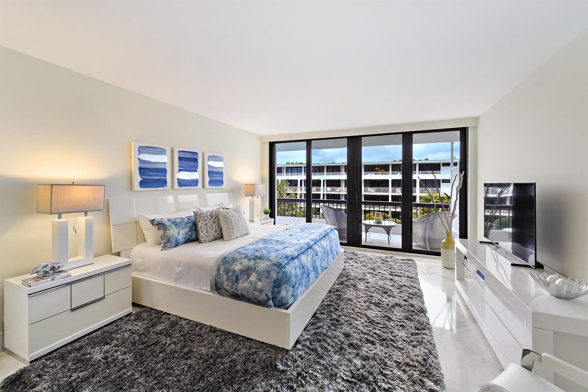 BEACH POINT CONDO - Residential