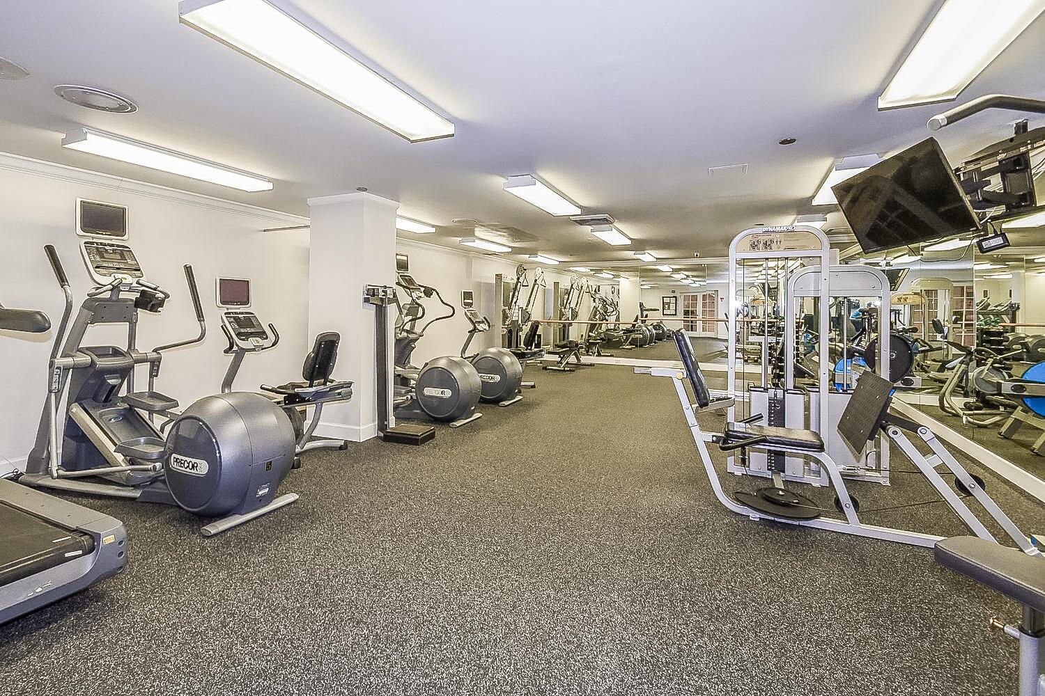 BEACH POINT CONDO - Residential