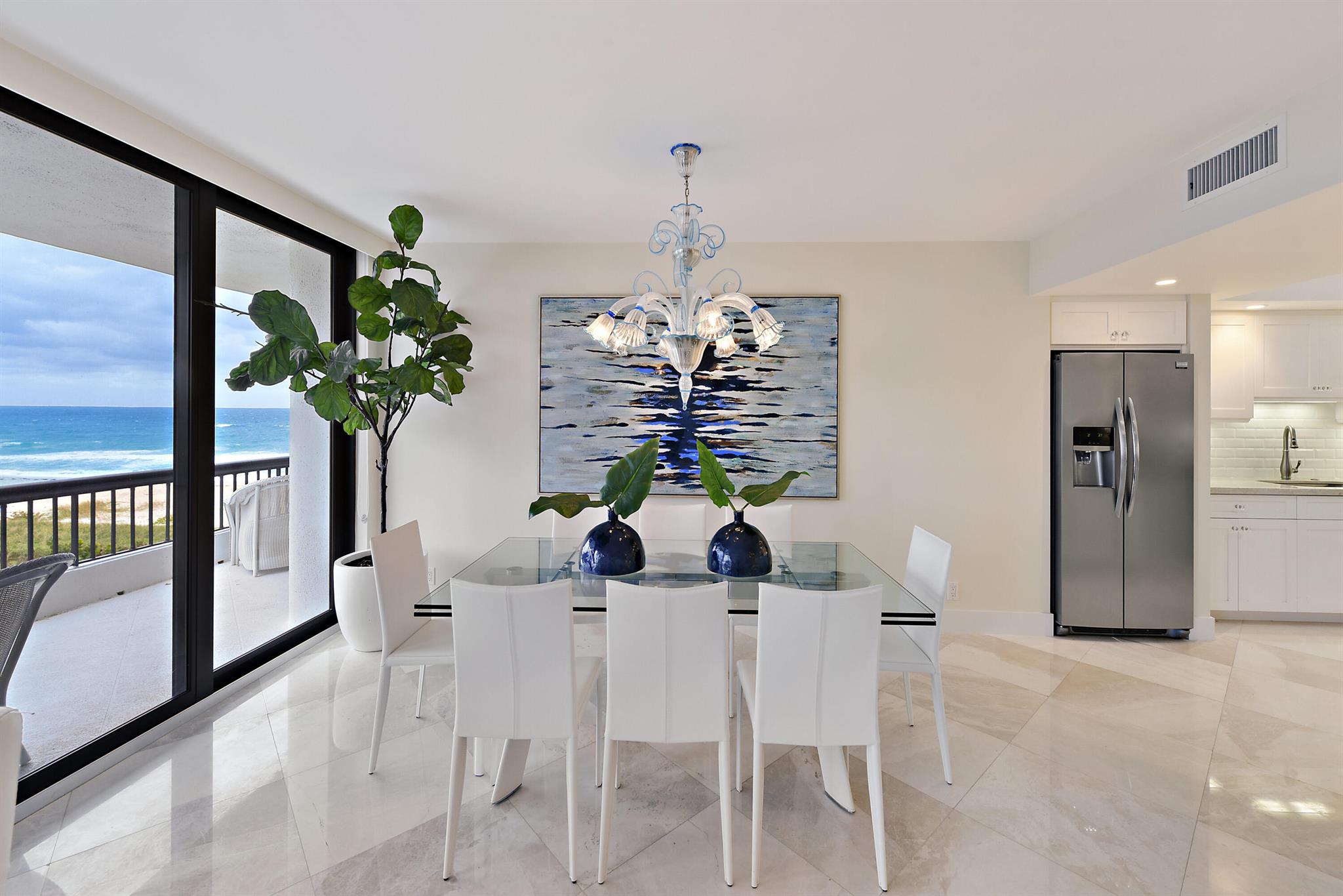 BEACH POINT CONDO - Residential