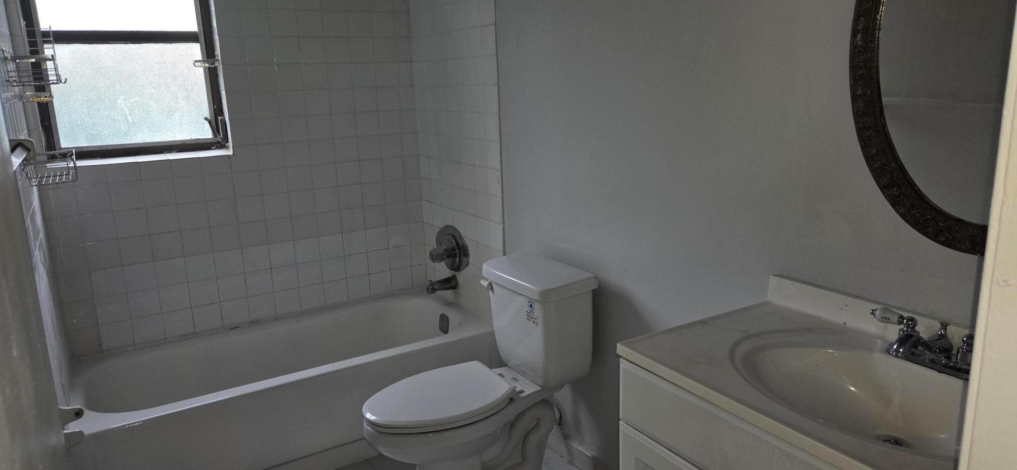 SUN COUNTRY CONDO - Residential Lease