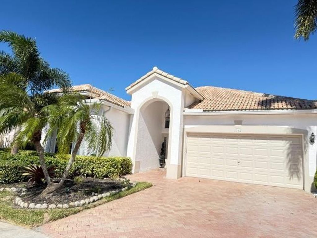 Photo of 7587 Eagle Point Drive, Delray Beach, FL 33446 (MLS # F10536772)