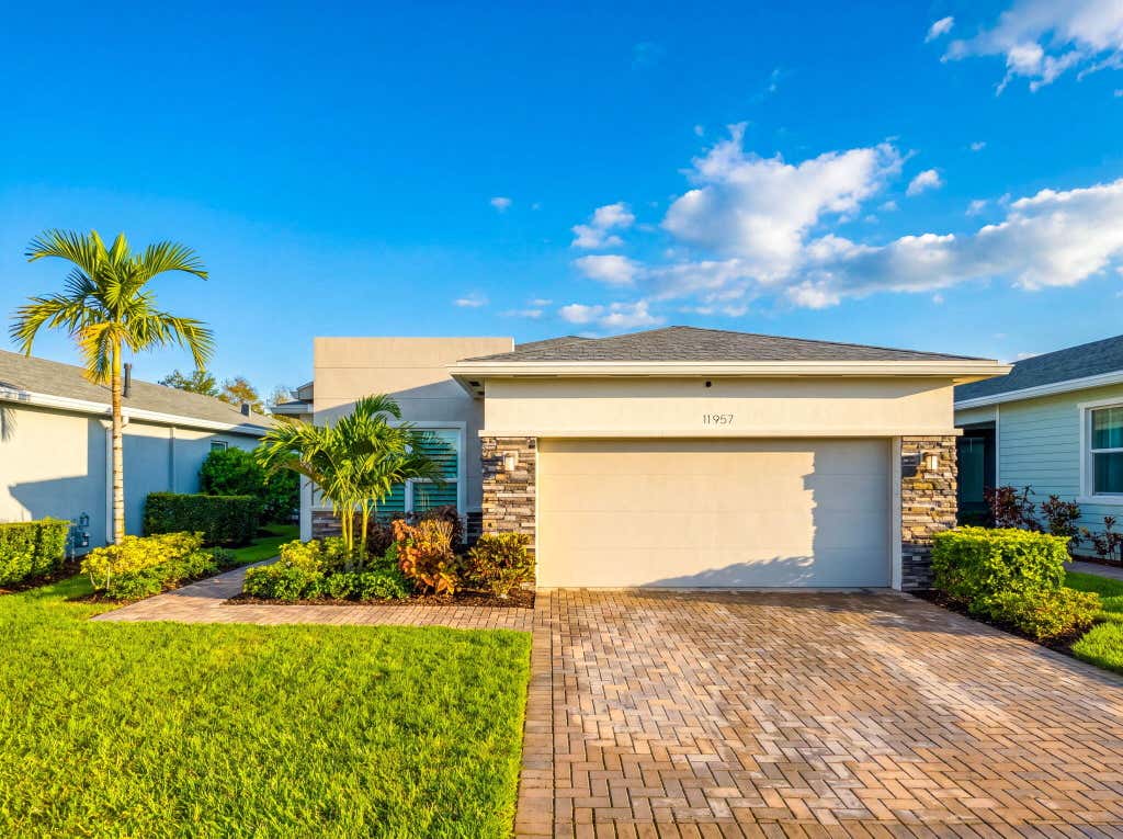 Photo of 11957 SW Lyra Drive, Port Saint Lucie, FL 34987 (MLS # B26046790)