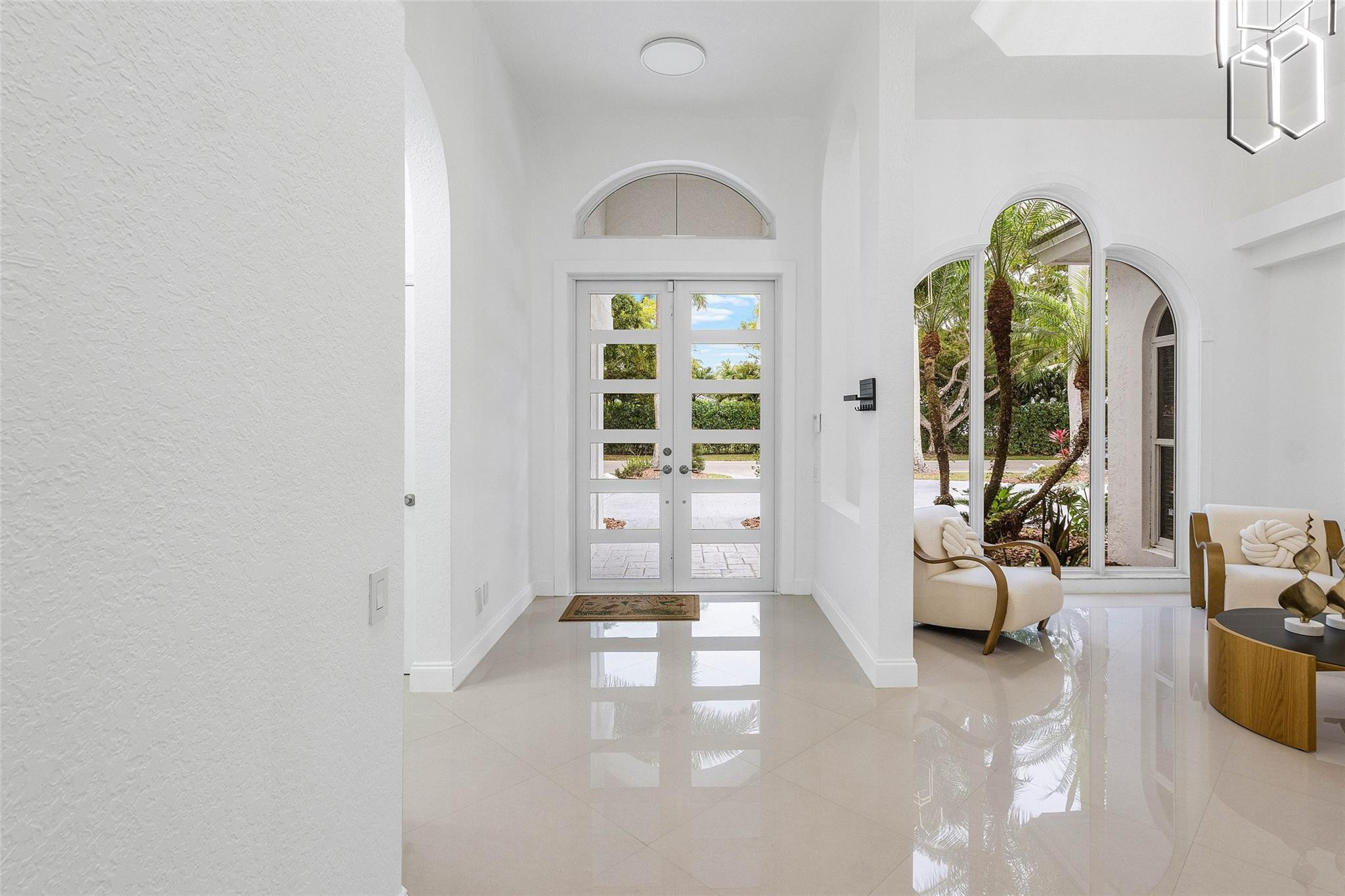 TALL PINES - Residential