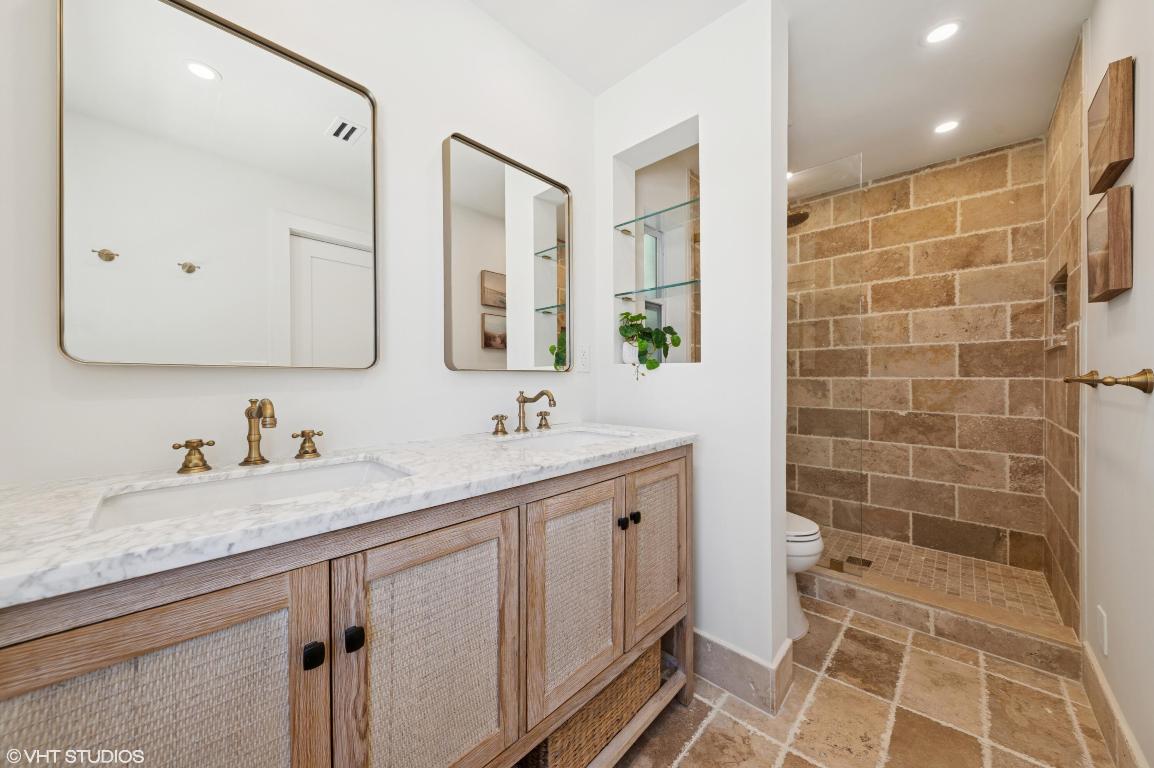 COLLEGE PARK - Residential