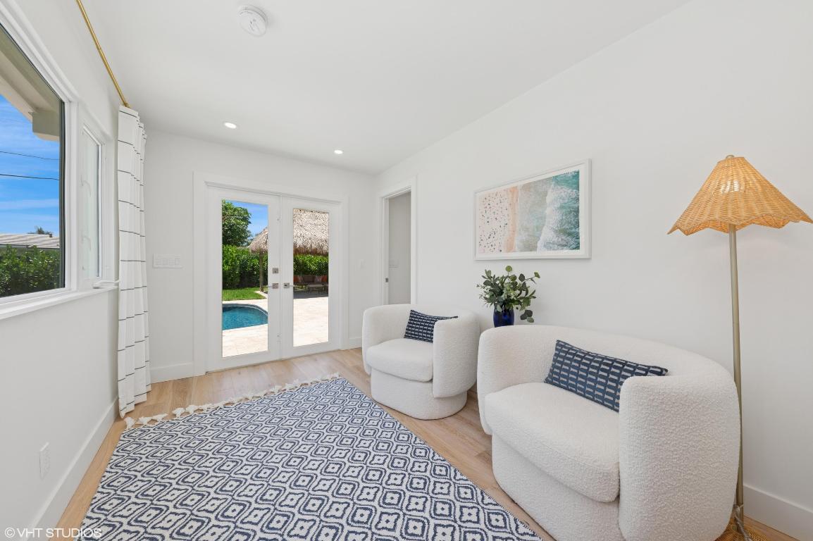 COLLEGE PARK - Residential