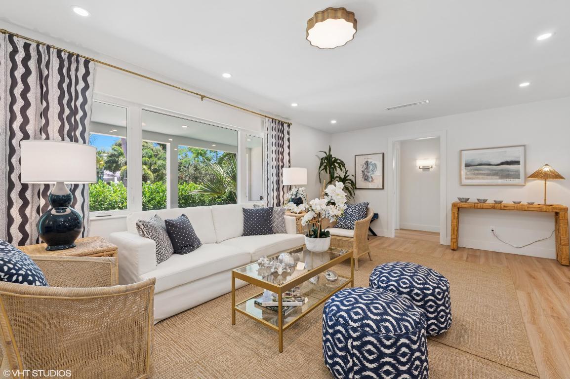 COLLEGE PARK - Residential