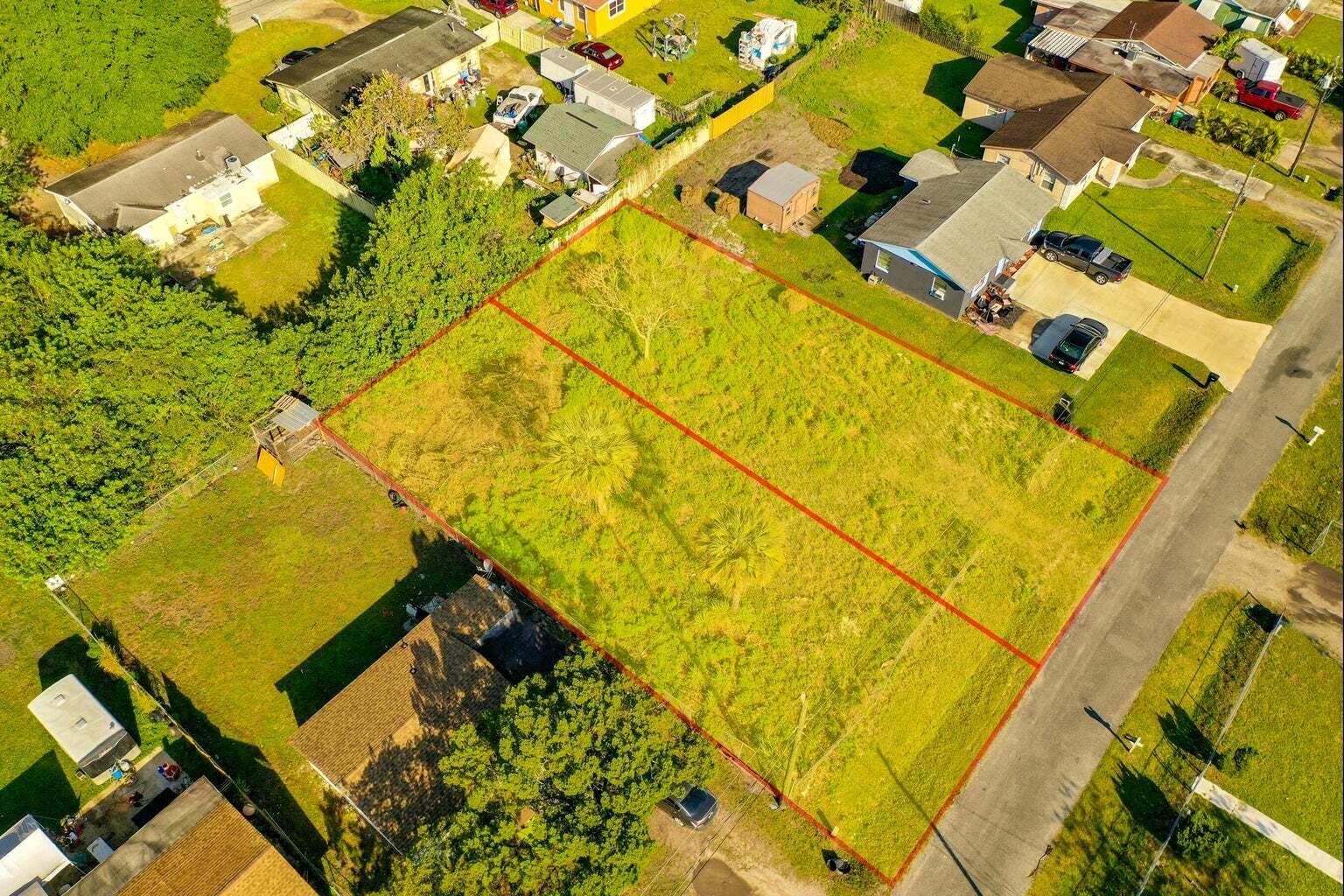 North Fort Pierce - Land