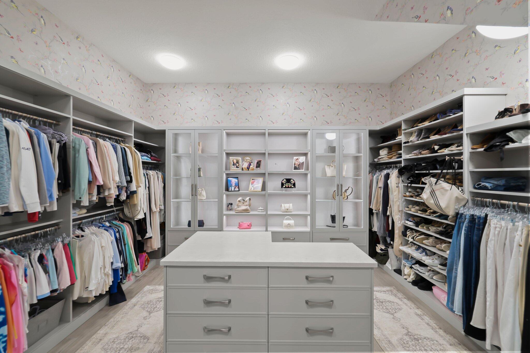 ARTISTRY - Residential