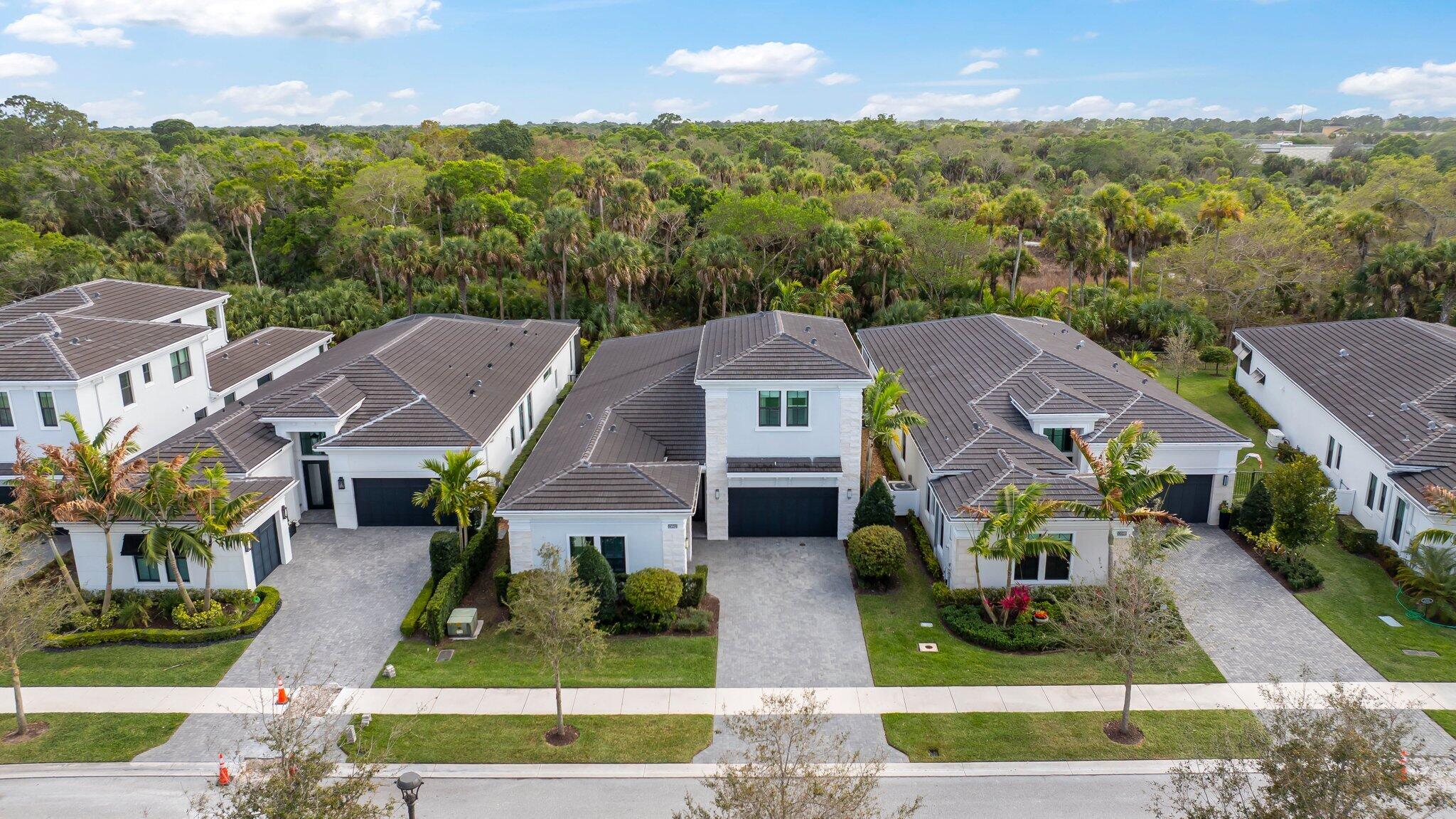 ARTISTRY - Residential