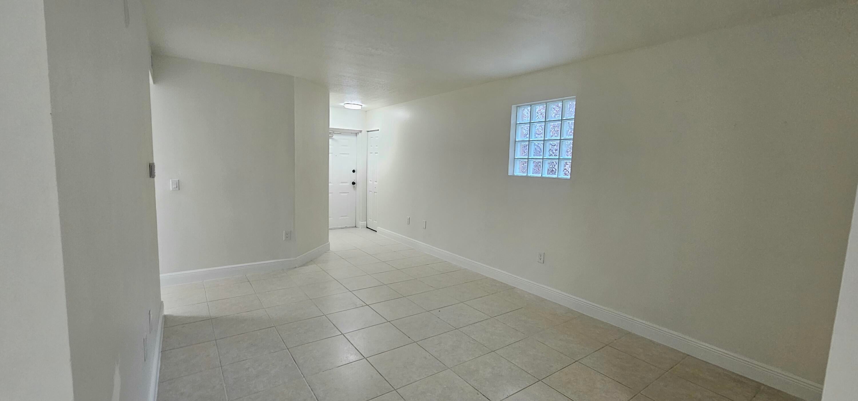 Properties 3770 N Jog Road 101