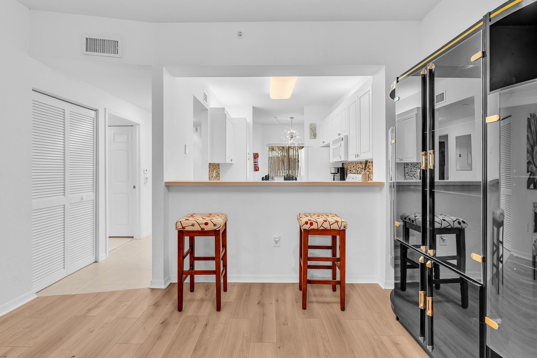 YARDLEY CONDOMINIUM F - Residential