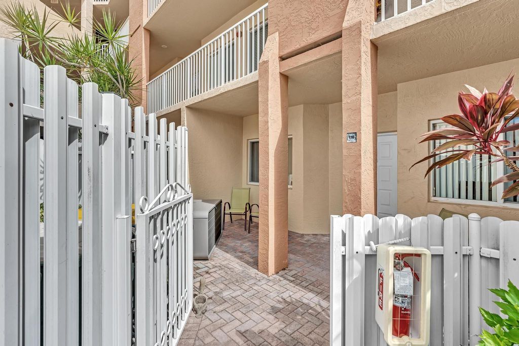 Photo of 7775 Yardley Dr #110, Tamarac, FL 33321 (MLS # F10533608)