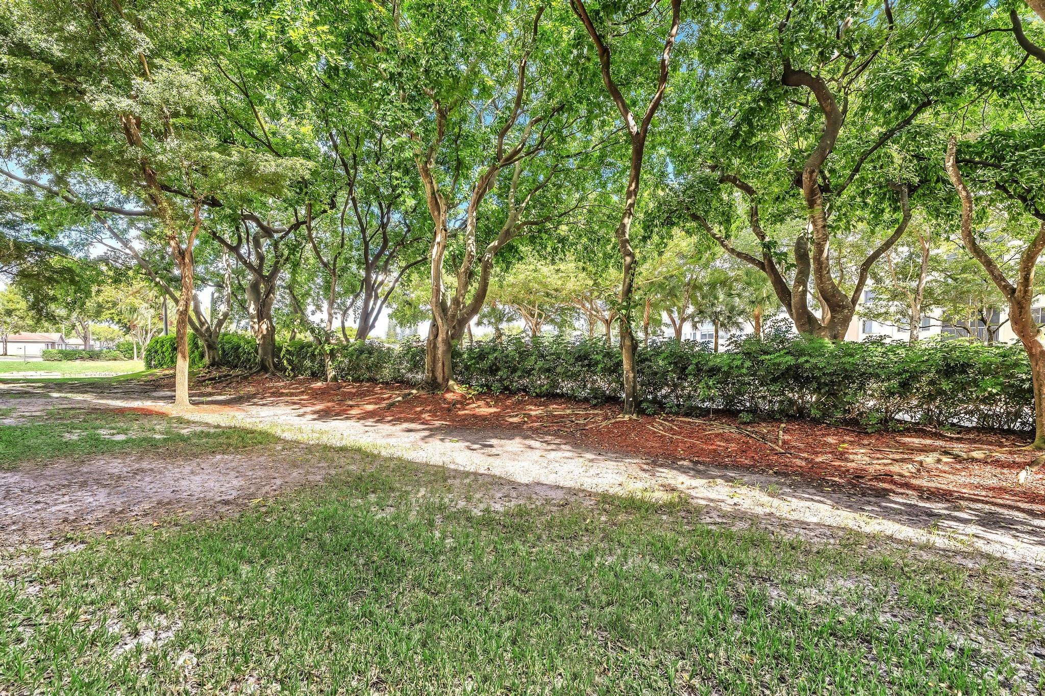 YARDLEY CONDOMINIUM F - Residential