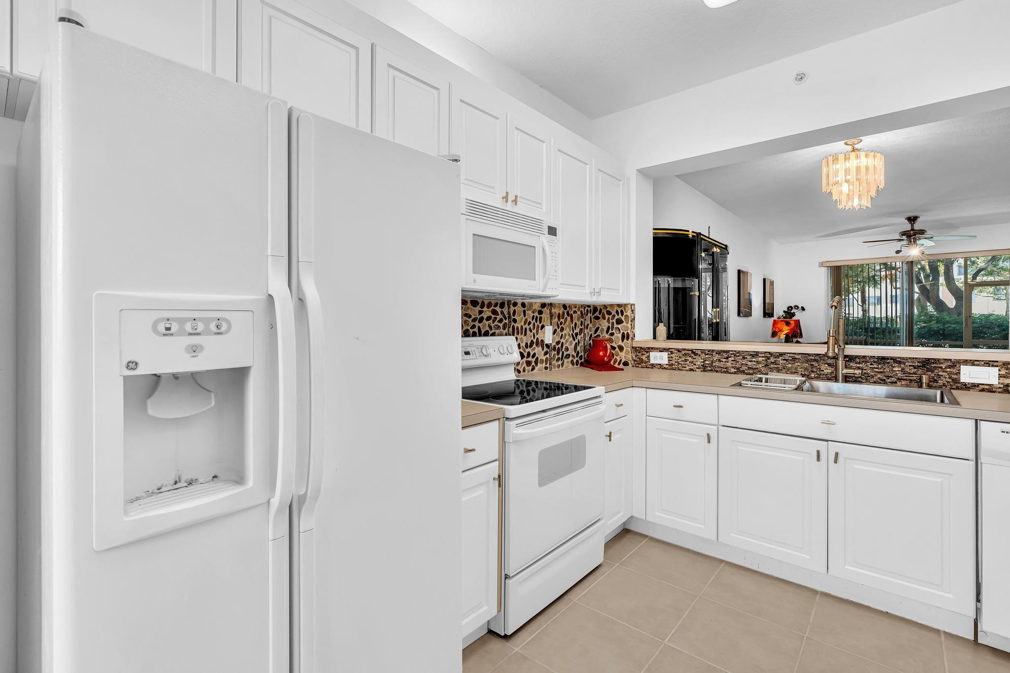 YARDLEY CONDOMINIUM F - Residential