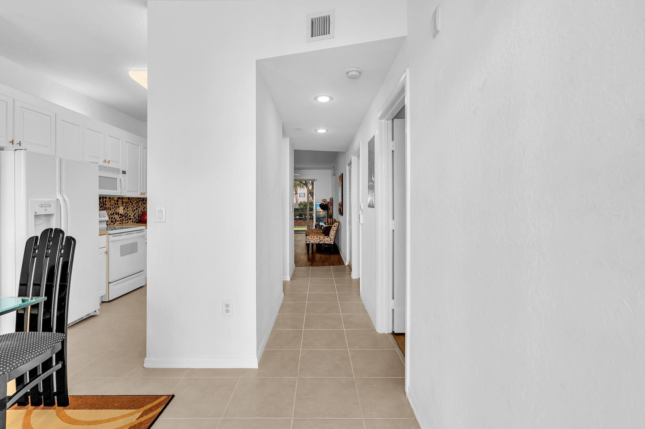 YARDLEY CONDOMINIUM F - Residential