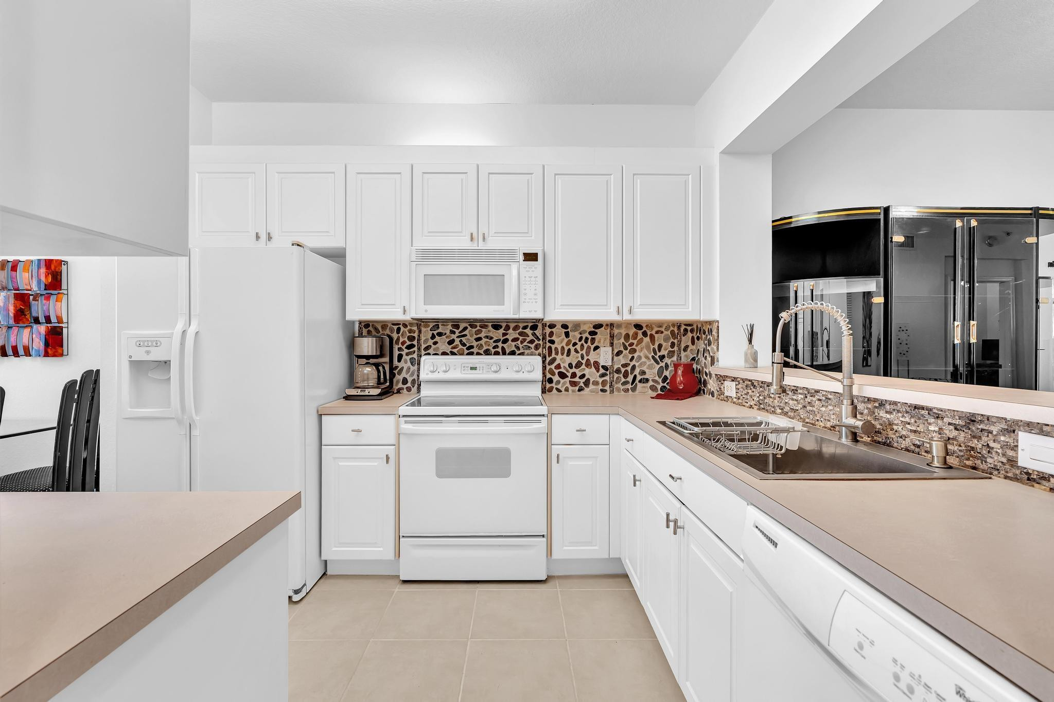 YARDLEY CONDOMINIUM F - Residential