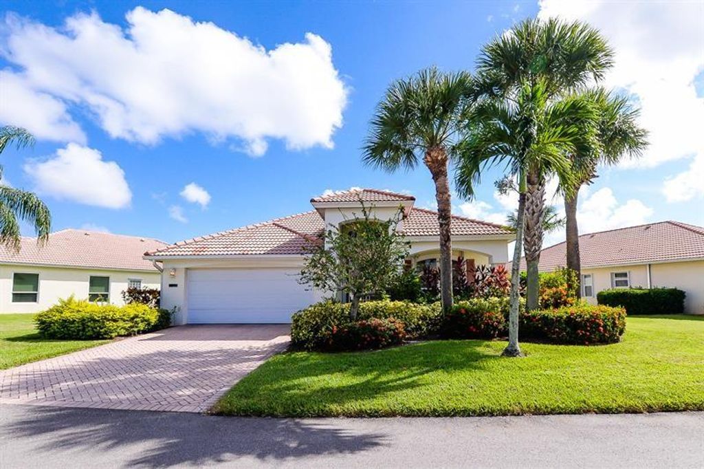 Photo of 635 NW San Candido Way, Port Saint Lucie, FL 34986 (MLS # F10316483)