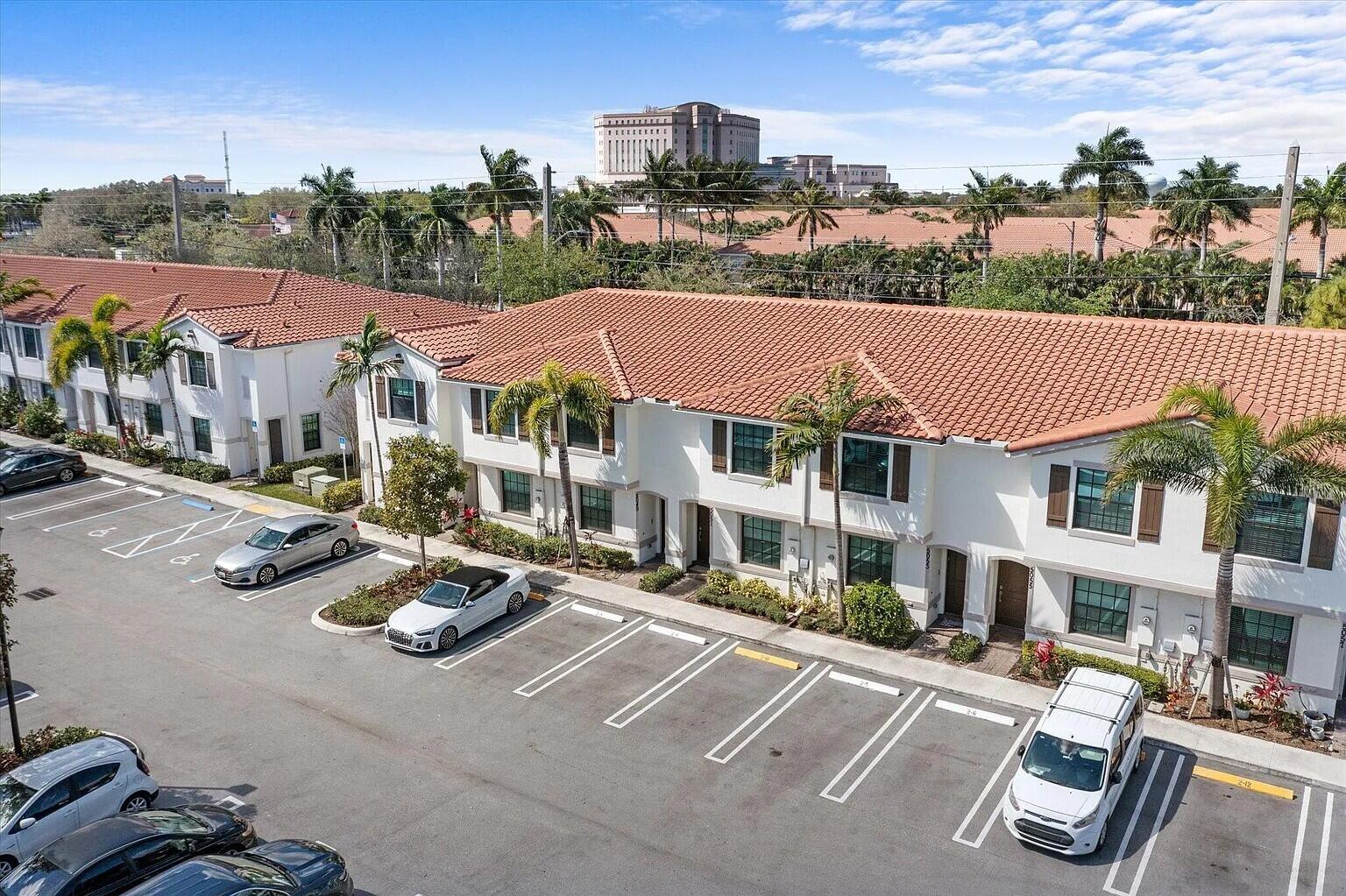 MEDITERRANEA / ARBOR PARC - Residential