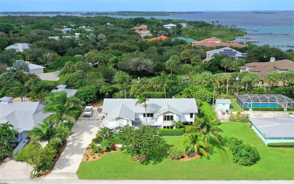 Photo of 5583 SE Harbor Terrace, Stuart, FL 34997 (MLS # R10667972)