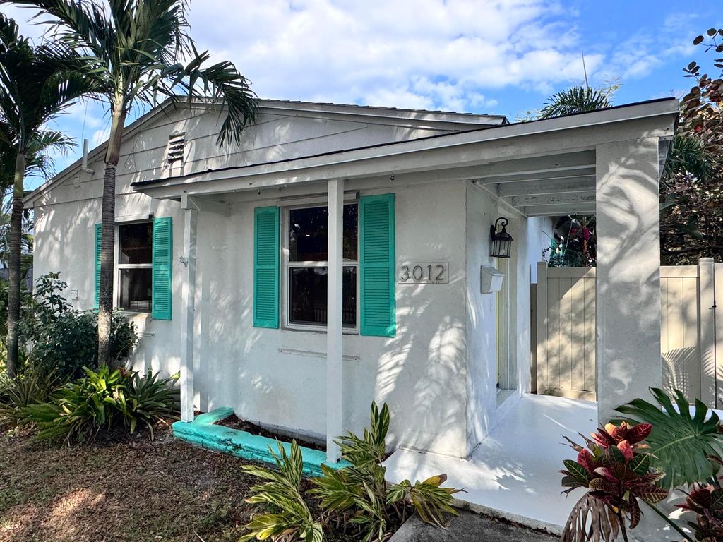 Photo of 3012 Glenwood Road, West Palm Beach, FL 33405 (MLS # R11165192)