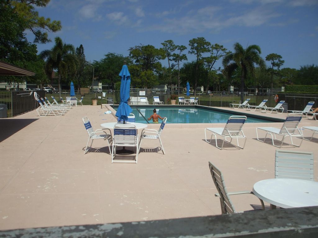 Photo of 1036 Us Highway 1 #125, North Palm Beach, FL 33408 (MLS # R11001279)
