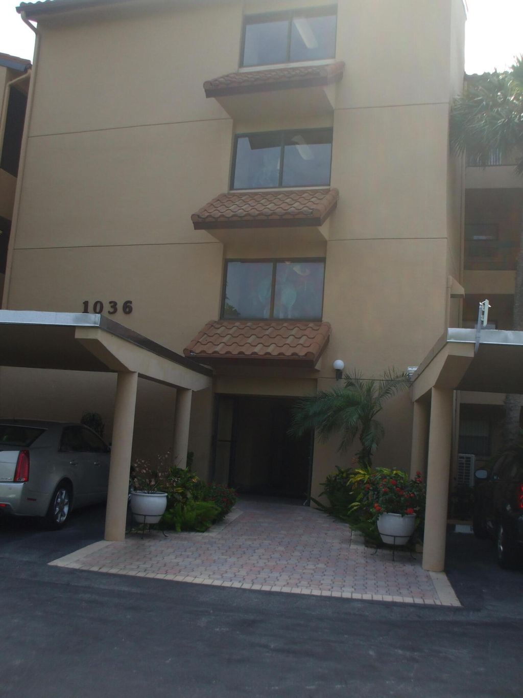 Photo of 1036 Us Highway 1 #125, North Palm Beach, FL 33408 (MLS # R11001279)