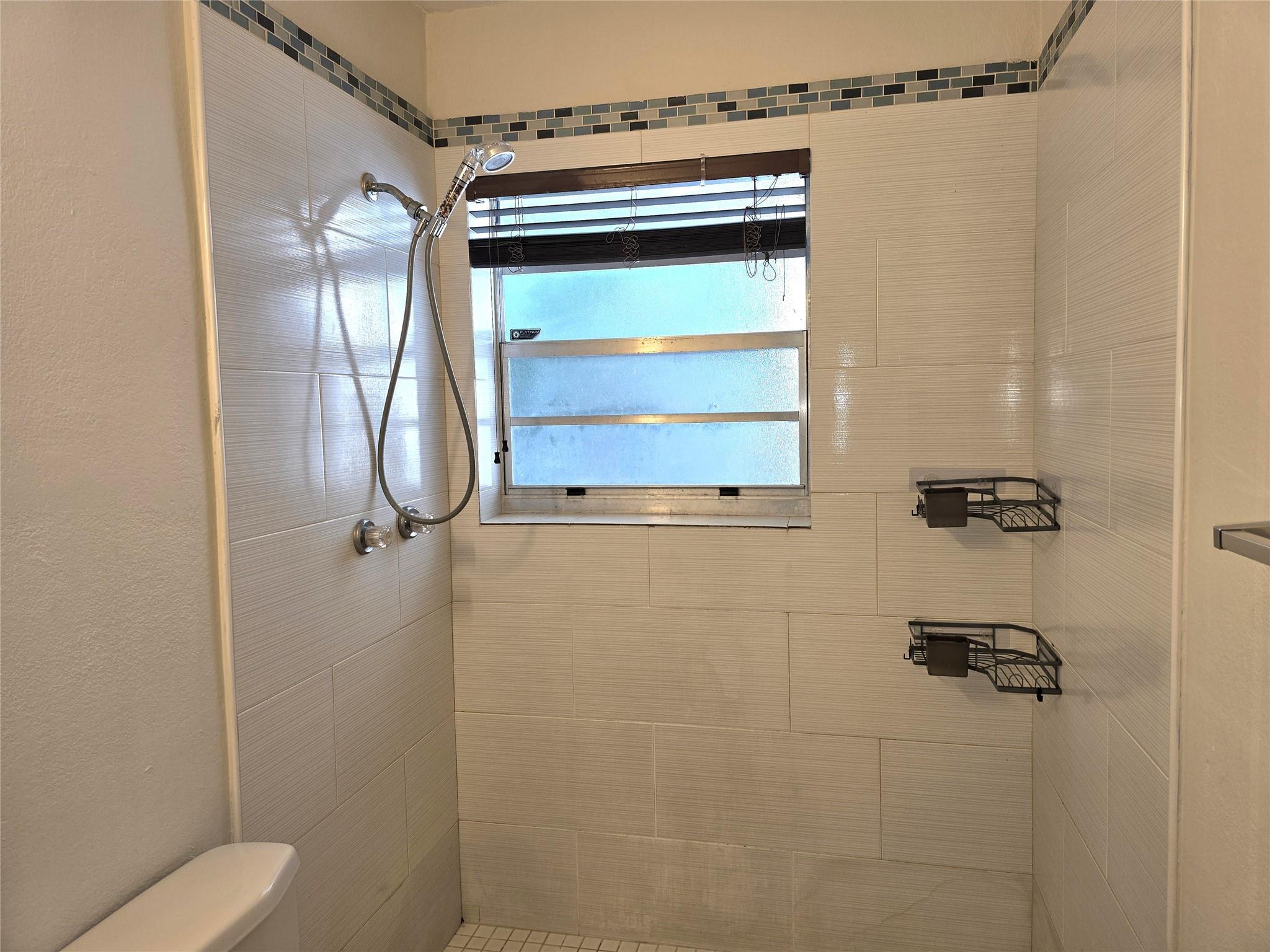 REALSITE ESTATES - Residential