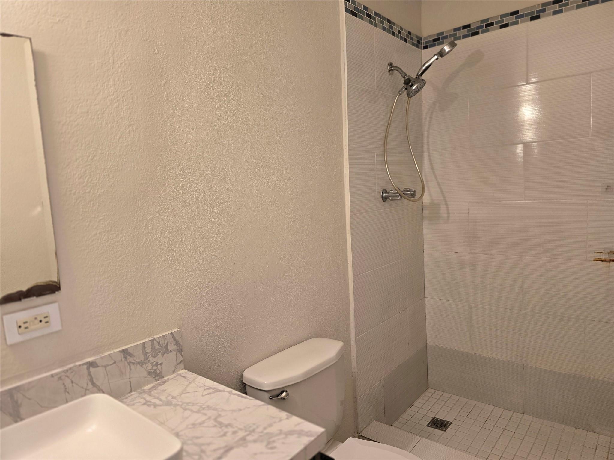 REALSITE ESTATES - Residential