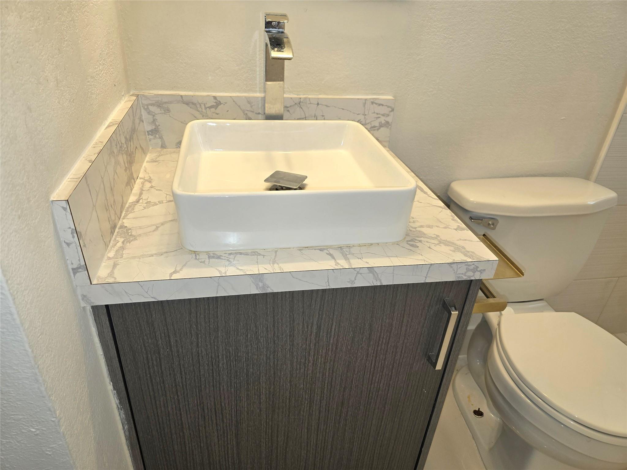 REALSITE ESTATES - Residential