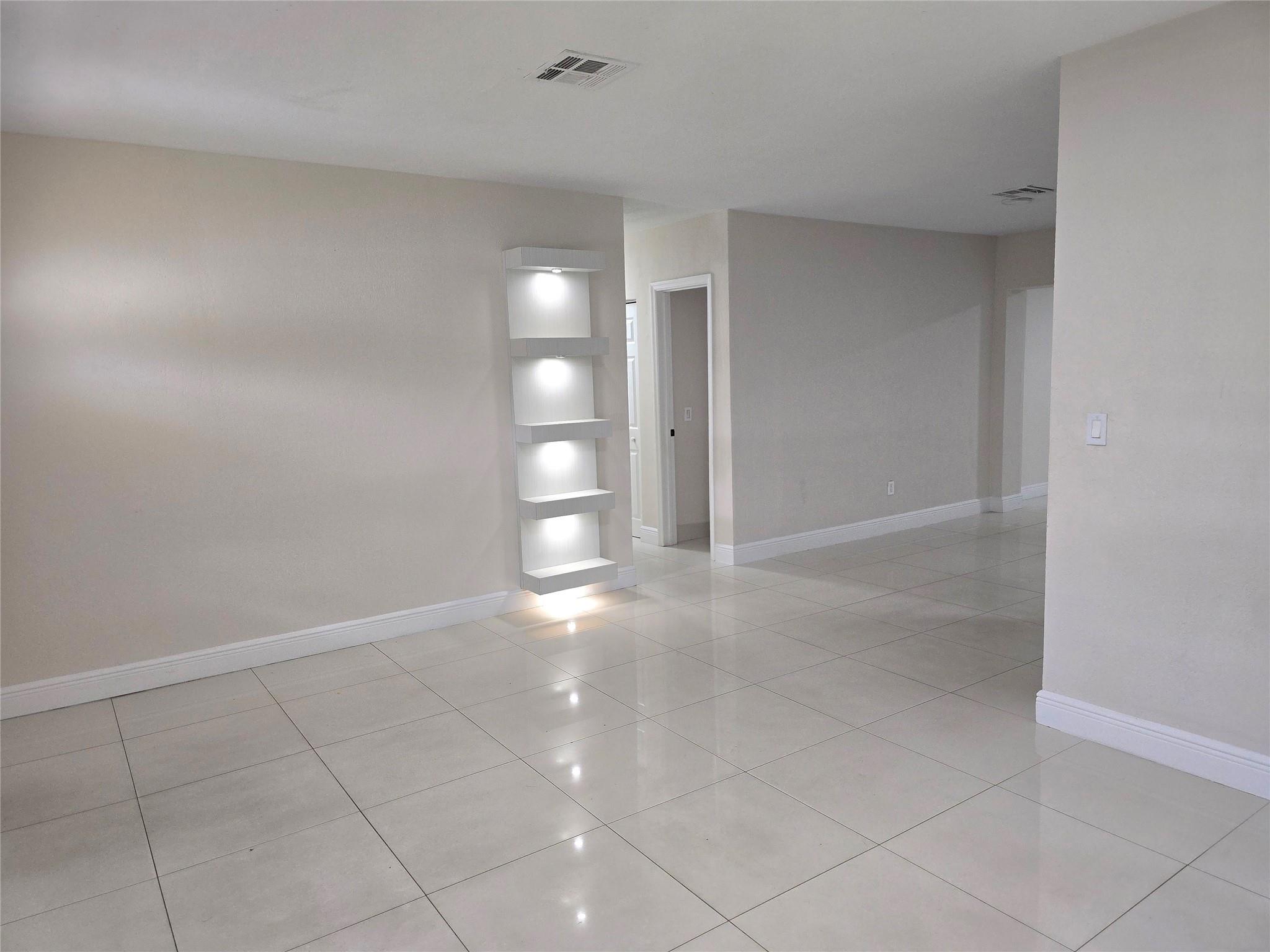 REALSITE ESTATES - Residential