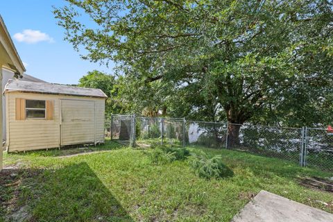 A home in Lake Worth