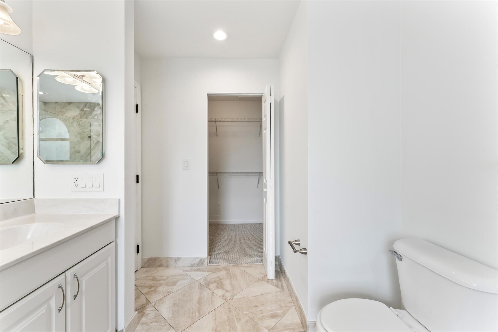 KENSINGTON 146-39 B - Residential Lease