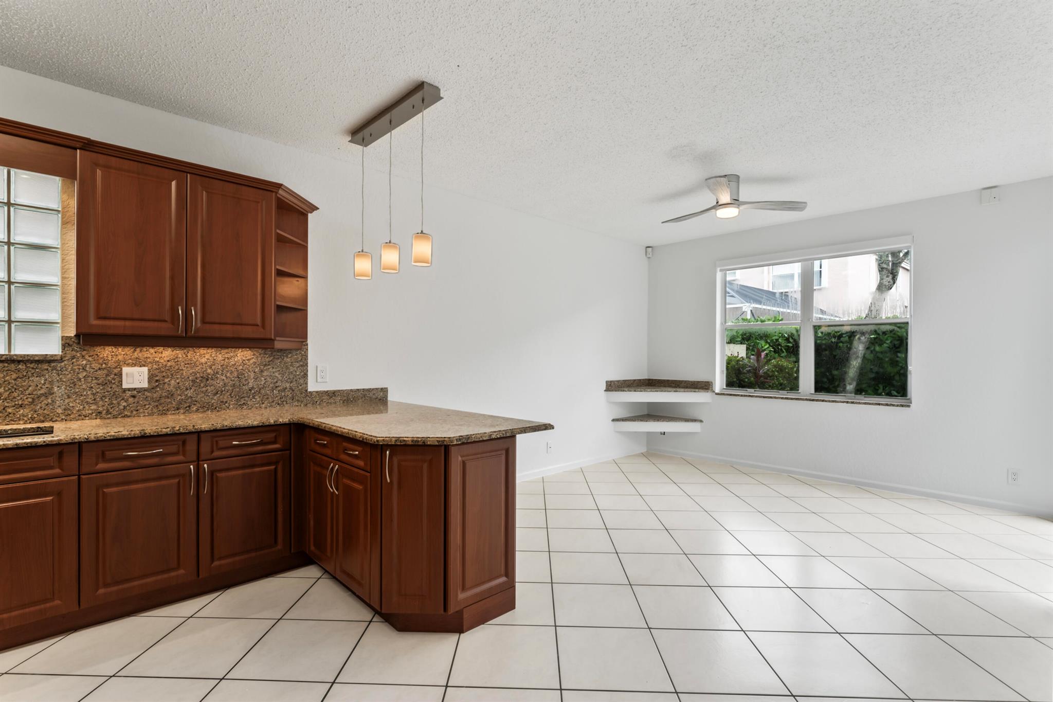 KENSINGTON 146-39 B - Residential Lease