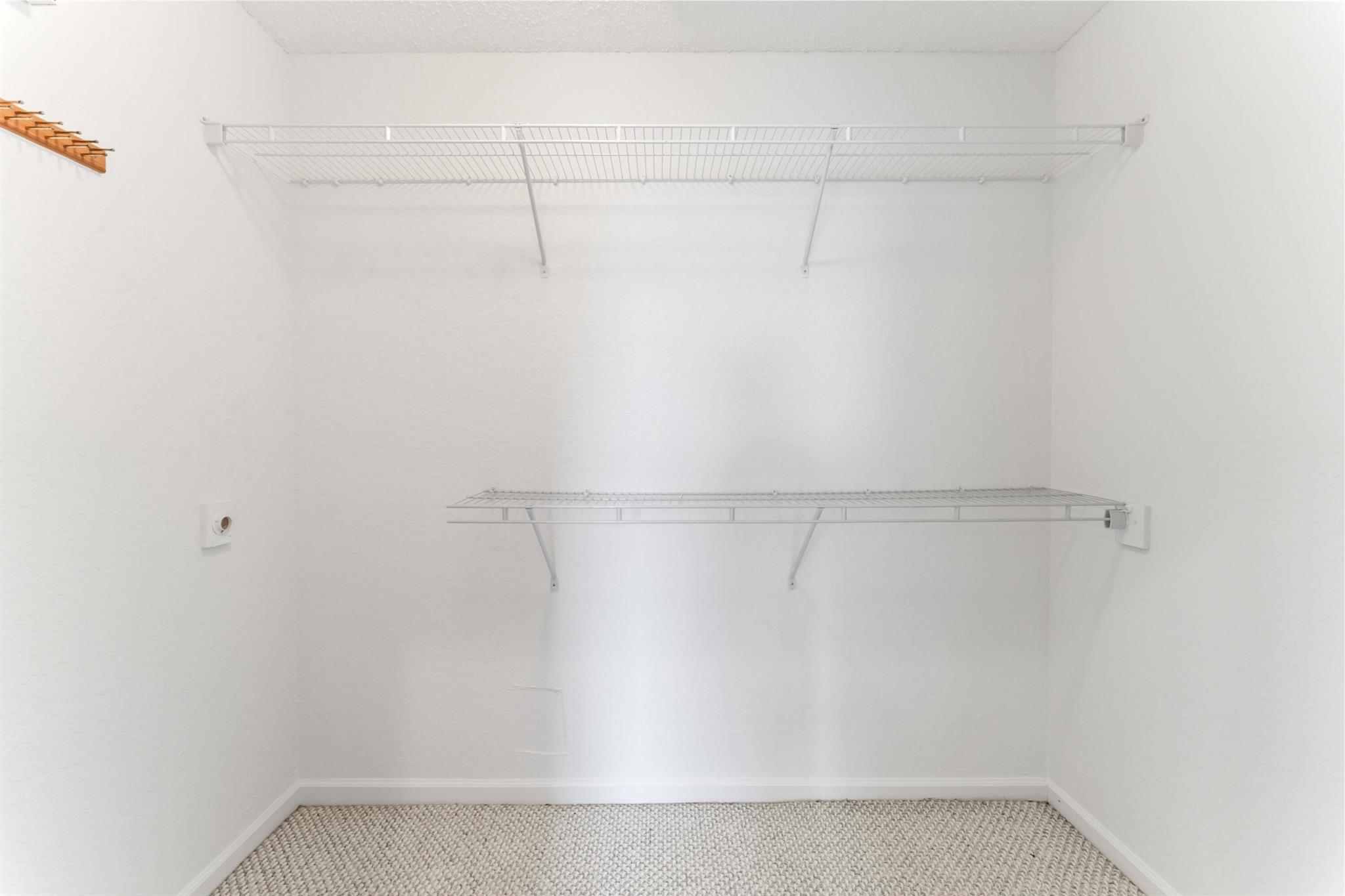 KENSINGTON 146-39 B - Residential Lease