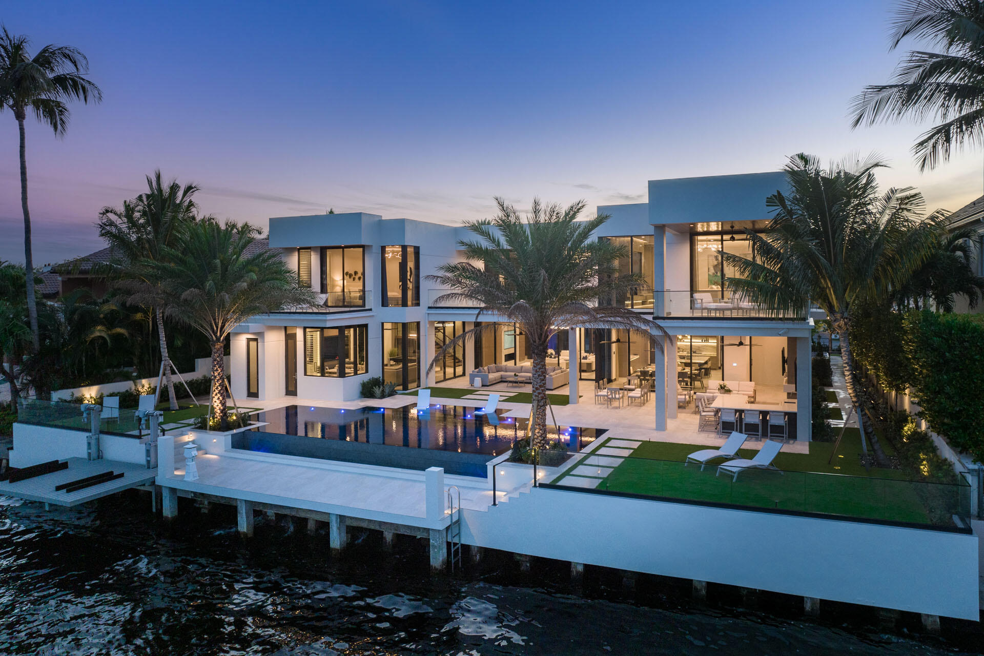 ROYAL PALM YACHT & COUNTRY CLUB - Residential