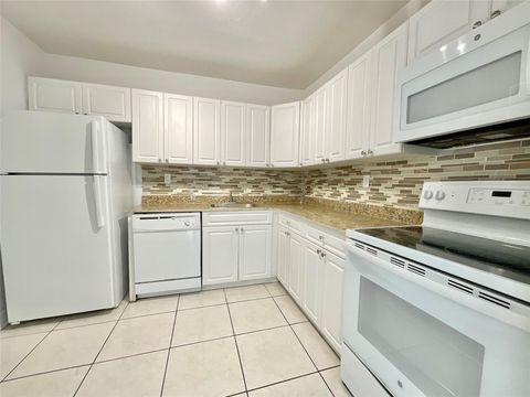 9357 SW 77 Ave 94-4042 Miami FL 33156