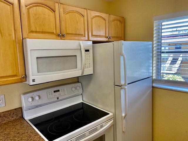 ENCLAVE SANDPIPER CONDO - Residential Lease