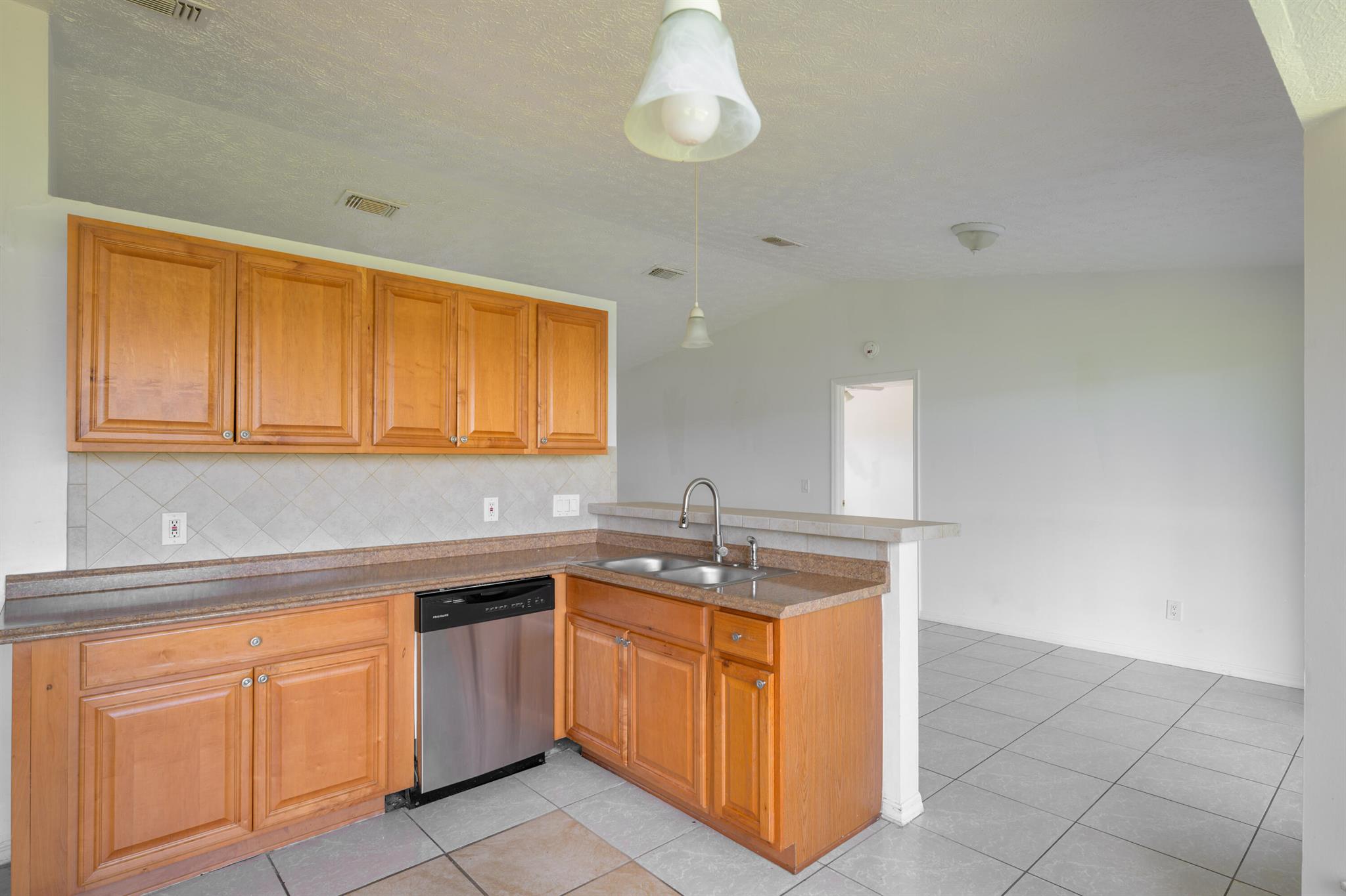 PORT ST LUCIE SECTION 25 - Residential