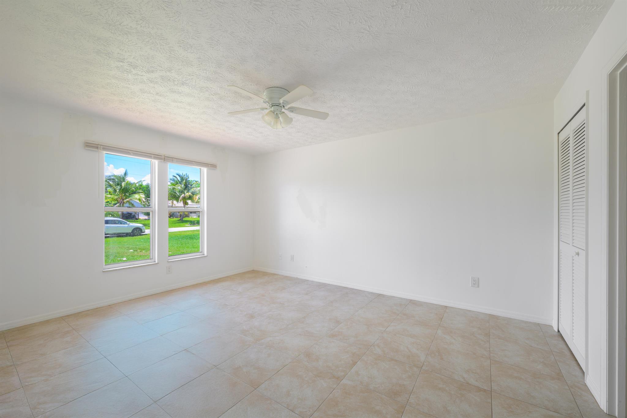 PORT ST LUCIE SECTION 25 - Residential