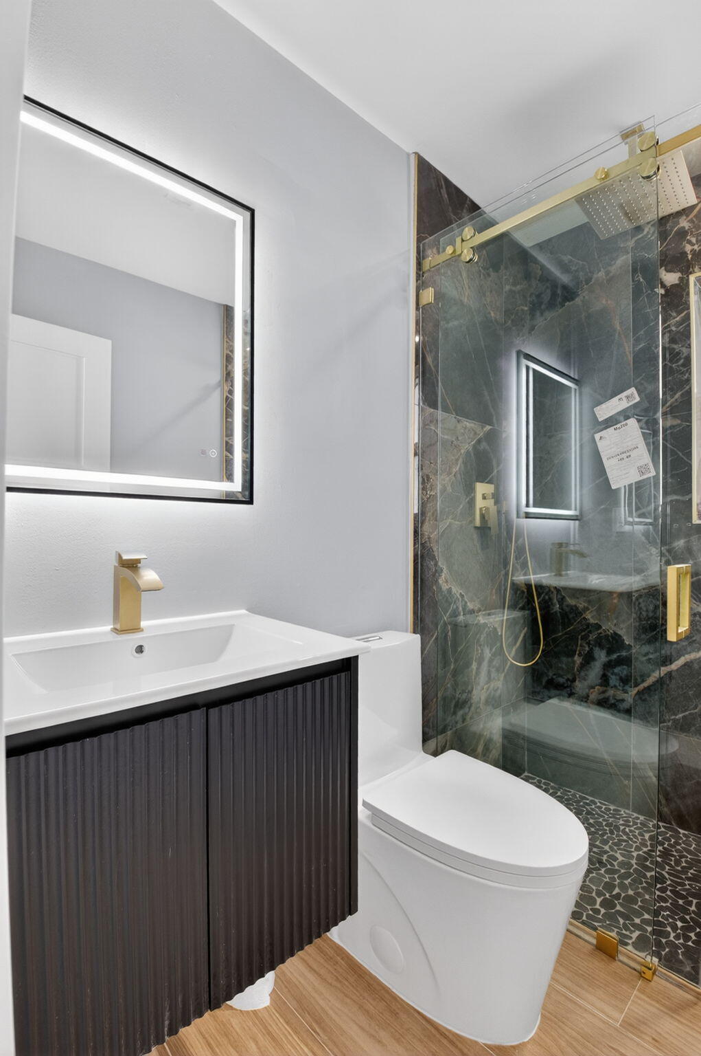 LINNS - Residential Lease