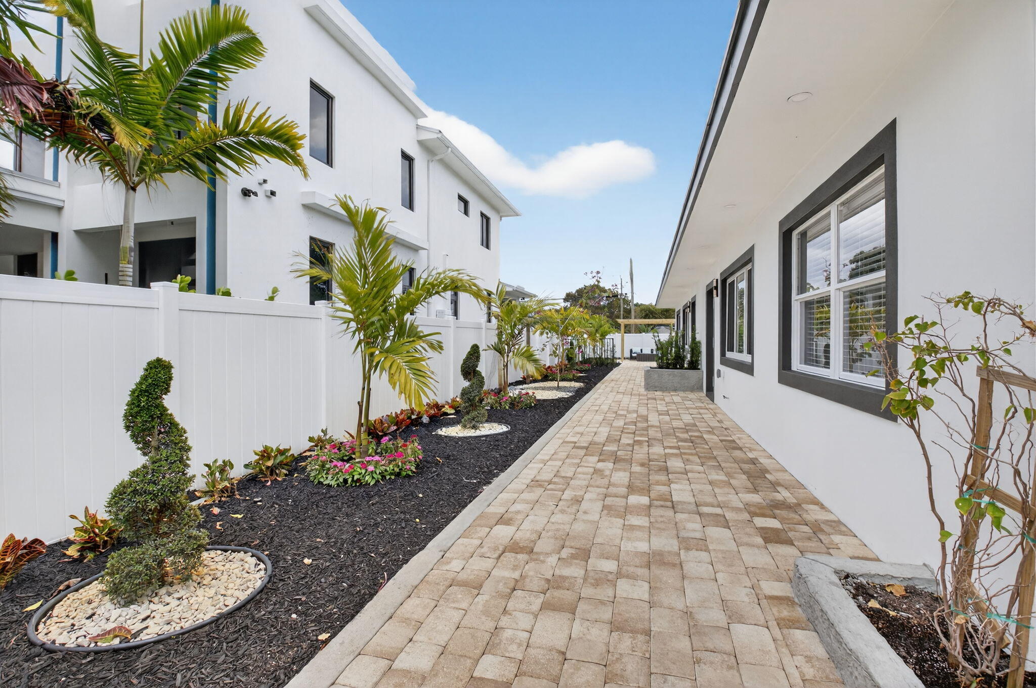 LINNS - Residential Lease