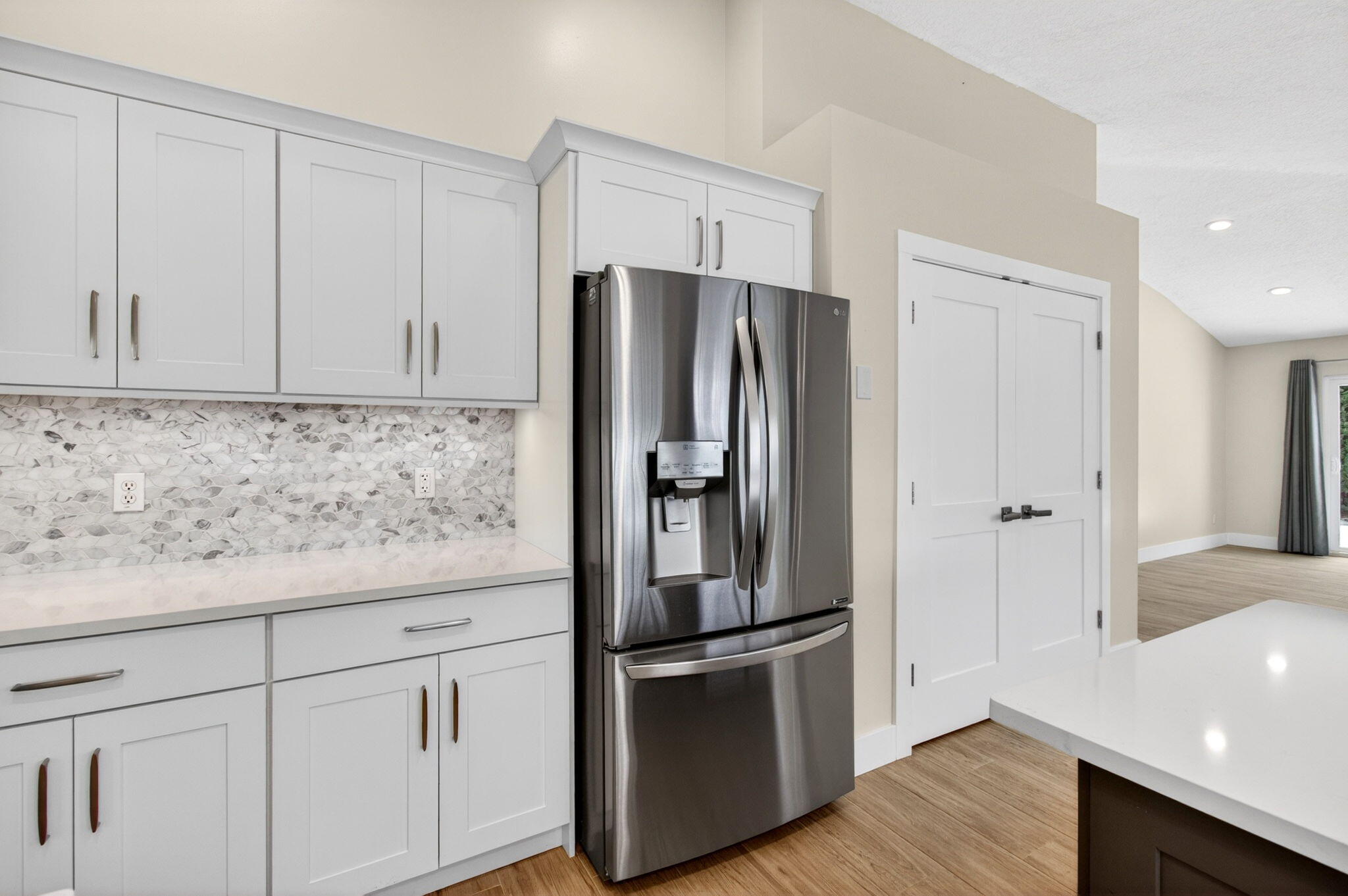 DELRAY LAKES - Residential