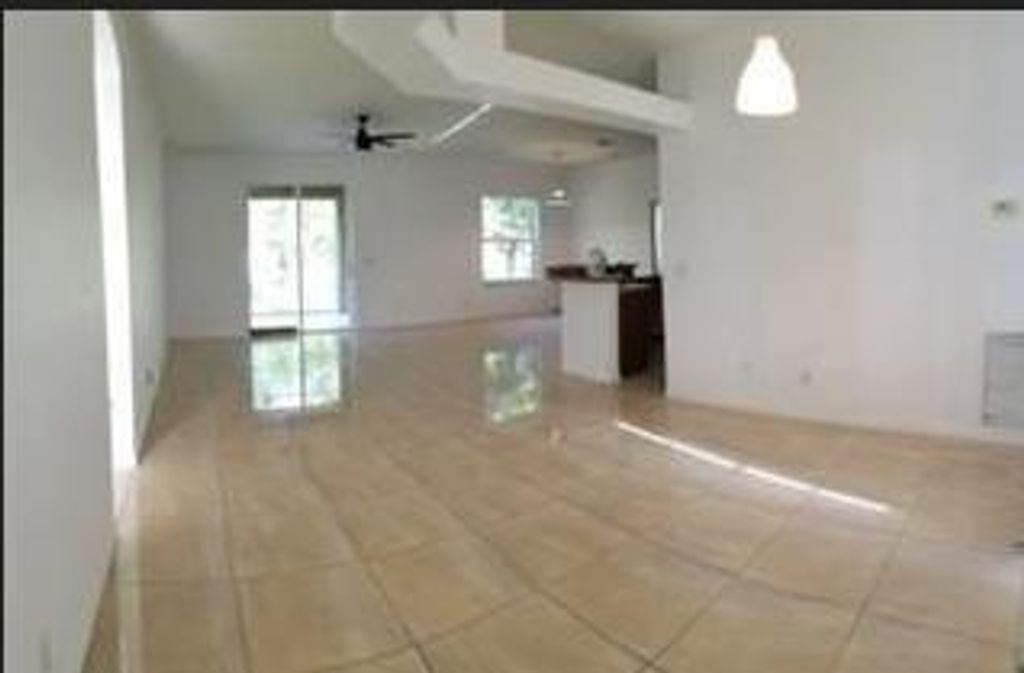 Photo of 5510 Shannon Drive, Fort Pierce, FL 34951 (MLS # R10682242)