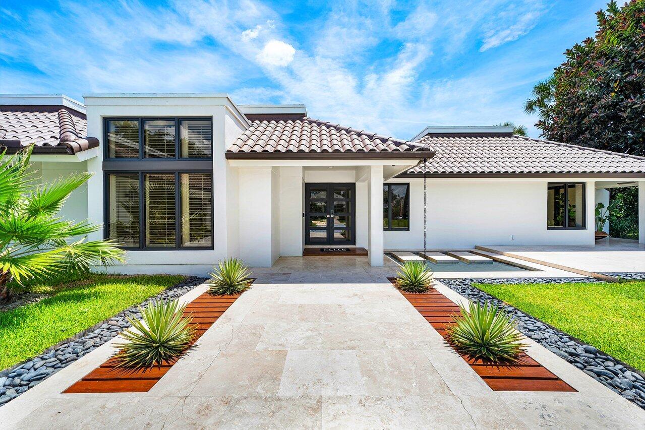 BREAKERS WEST 5 - Residential